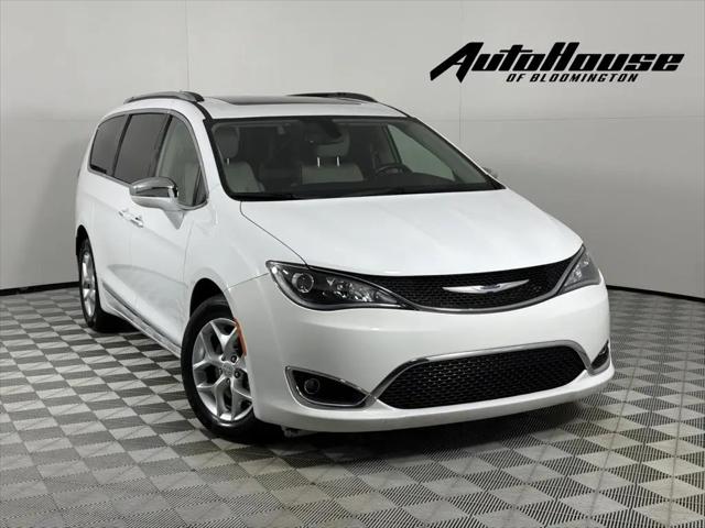 2020 Chrysler Pacifica Limited for sale in Bloomington, IL