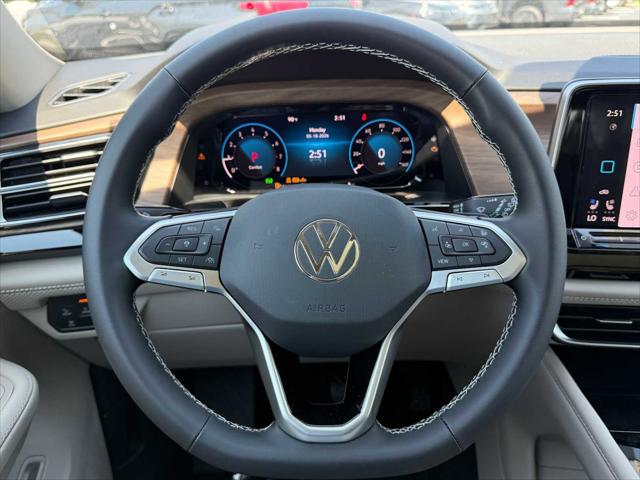 2026 Volkswagen Atlas SE with Technology
