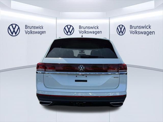 2026 Volkswagen Atlas SE with Technology
