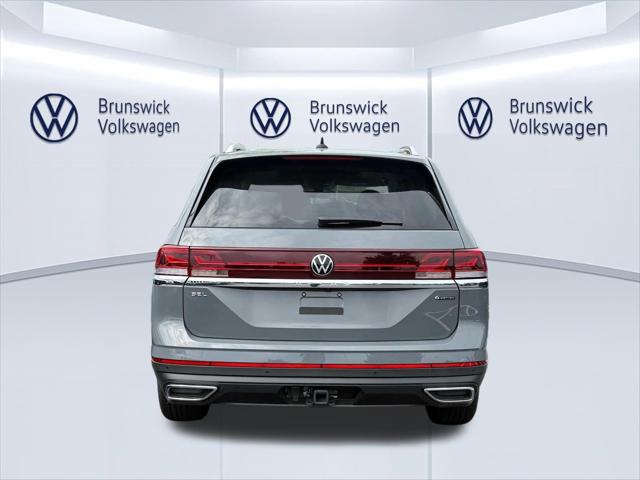 2026 Volkswagen Atlas SE with Technology