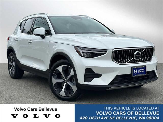 2025 Volvo XC40 B5 Core Bright Theme for sale in Bellevue, WA