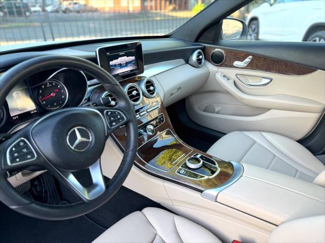 2018 Mercedes-Benz C-CLASS C 300 C 300 4dr Sedan