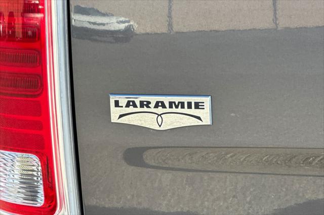 2018 Ram 1500 Laramie Crew Cab 4x4 57 Box