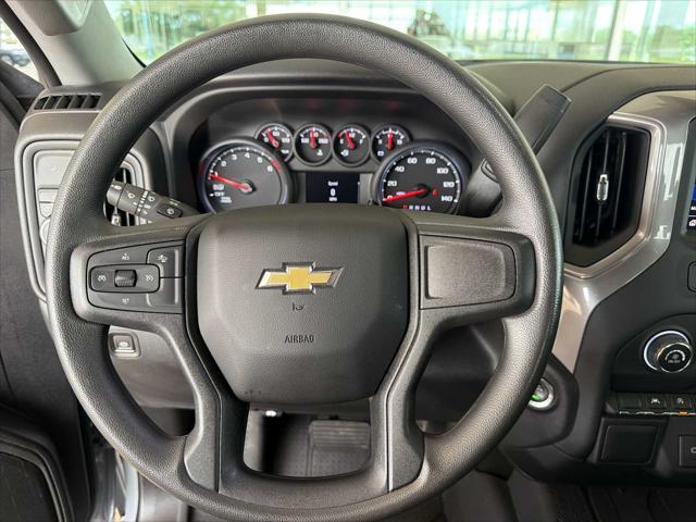 2024 Chevrolet Silverado 1500 2WD Crew Cab Short Bed Custom