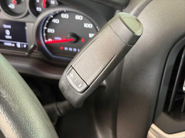 2024 Chevrolet Silverado 1500 2WD Crew Cab Short Bed Custom