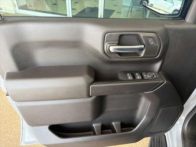 2024 Chevrolet Silverado 1500 2WD Crew Cab Short Bed Custom