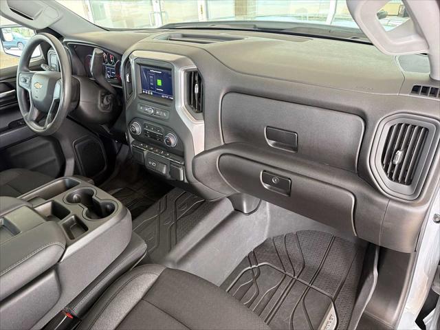 2024 Chevrolet Silverado 1500 2WD Crew Cab Short Bed Custom