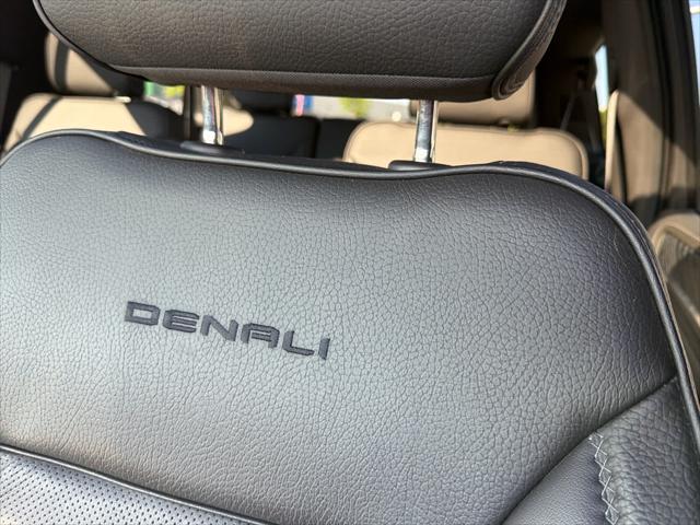 2021 GMC Yukon 4WD Denali