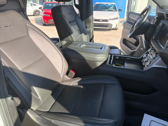 2021 GMC Yukon 4WD Denali