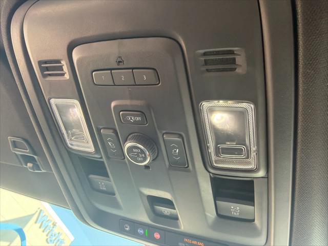 2021 GMC Yukon 4WD Denali