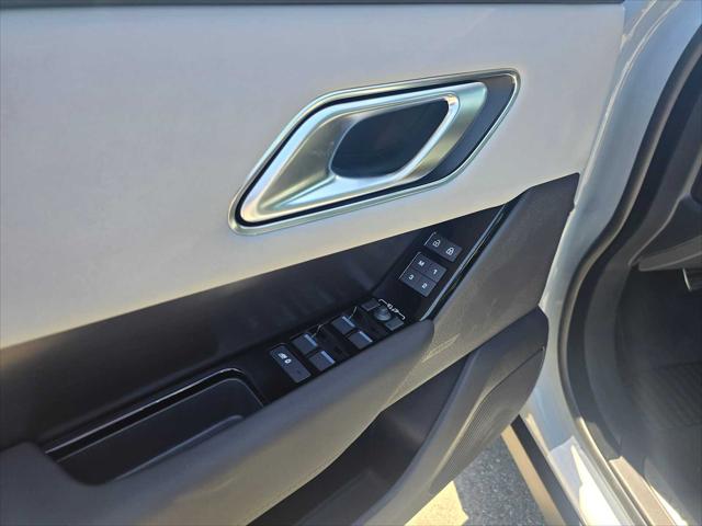 2026 Land Rover Range Rover Velar P250 Dynamic SE