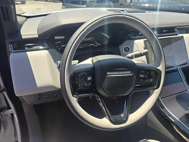 2026 Land Rover Range Rover Velar P250 Dynamic SE