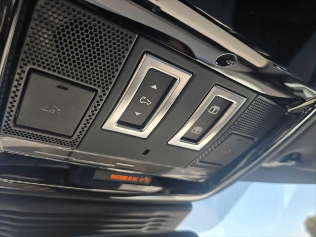 2026 Land Rover Range Rover Velar P250 Dynamic SE