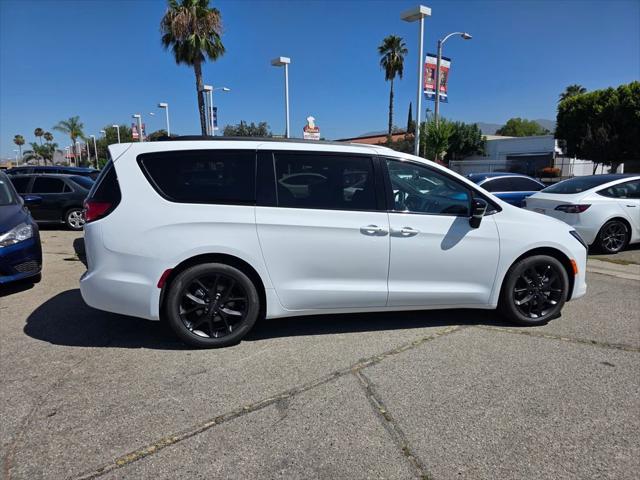 2027 Chrysler Pacifica PACIFICA LIMITED 2027 Chrysler Pacifica PACIFICA LIMITED