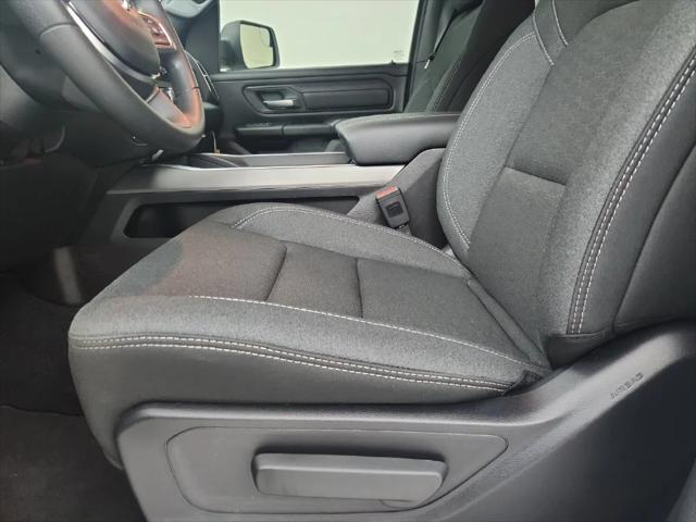 2026 Ram 1500 Express Crew Cab 4x4 57 Box