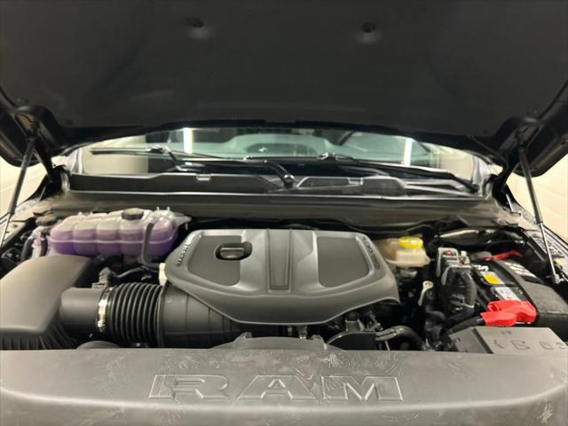 2026 Ram 1500 Laramie Crew Cab 4x4 5'7" Box