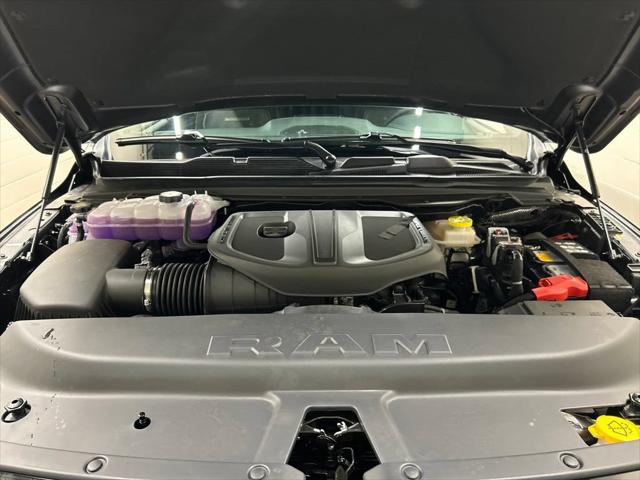 2026 Ram 1500 Laramie Crew Cab 4x4 5'7" Box