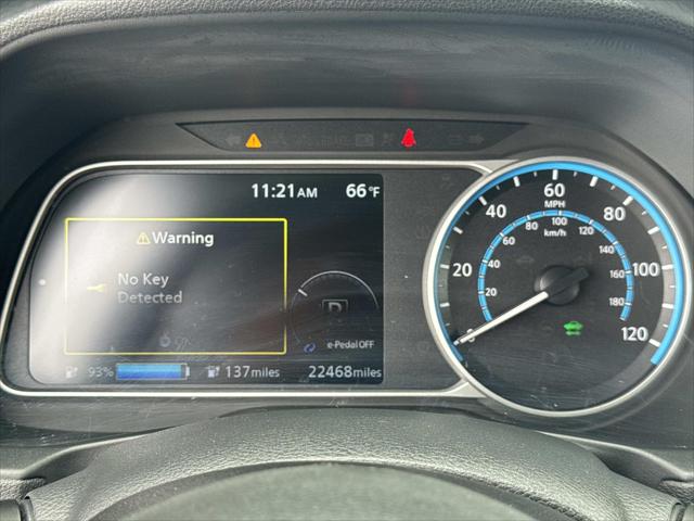 2025 Nissan LEAF S