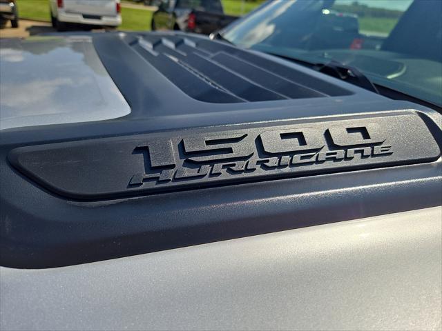 2026 Ram 1500 Express Crew Cab 4x4 57 Box