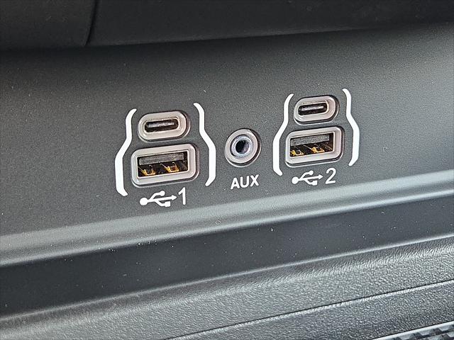 2026 Ram 1500 Express Crew Cab 4x4 57 Box