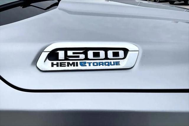 2022 Ram 1500 Big Horn Crew Cab 4x4 5'7" Box