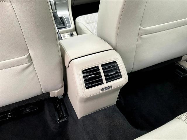 2016 Volkswagen Golf TSI S 4-Door