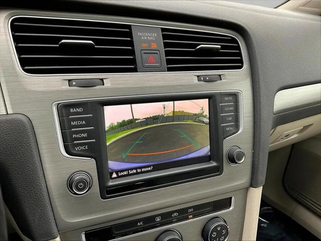 2016 Volkswagen Golf TSI S 4-Door