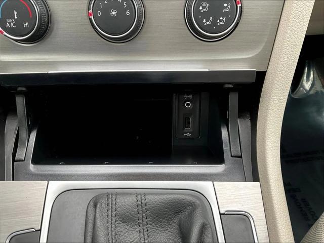 2016 Volkswagen Golf TSI S 4-Door