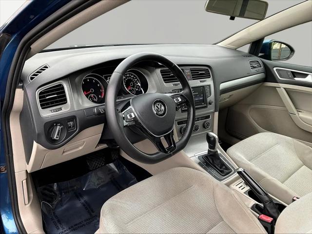 2016 Volkswagen Golf TSI S 4-Door