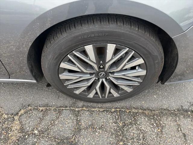 2024 Nissan Altima SV FWD