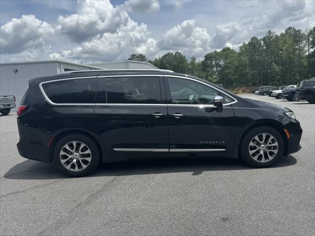 2024 Chrysler Pacifica Hybrid Pinnacle