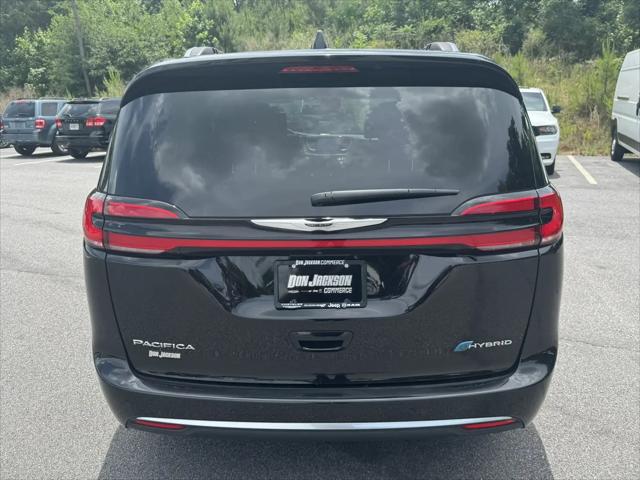 2024 Chrysler Pacifica Hybrid Pinnacle