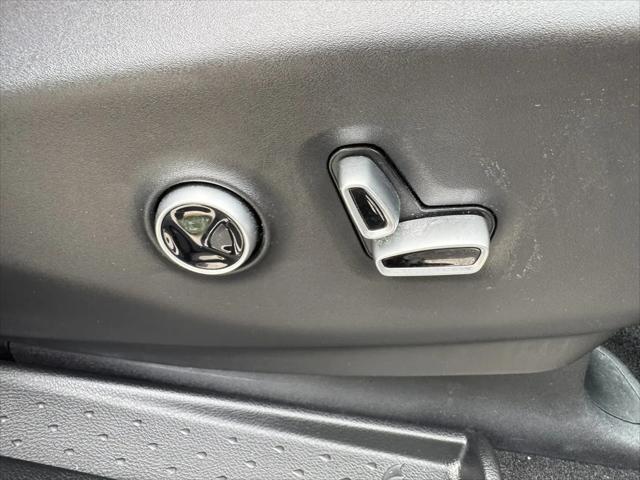 2024 Chrysler Pacifica Hybrid Pinnacle