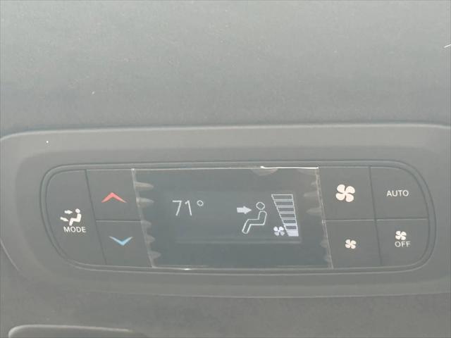 2024 Chrysler Pacifica Hybrid Pinnacle