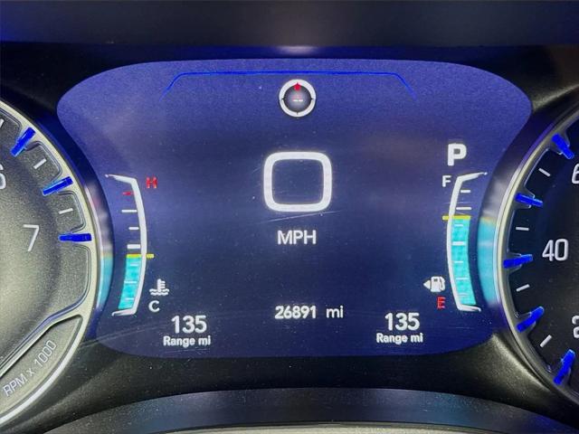 2025 Chrysler Pacifica Select