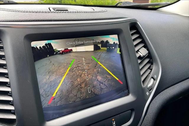 2023 Jeep Cherokee Altitude Lux 4x4