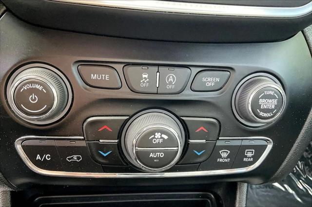 2023 Jeep Cherokee Altitude Lux 4x4