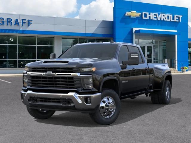 2026 Chevrolet Silverado 3500HD Crew Cab, Long Bed, LT Dual Rear Wheel, RWD