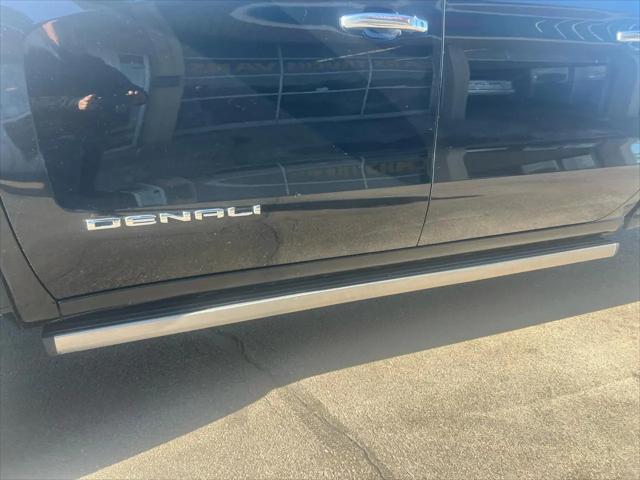 2020 GMC Sierra 1500 4WD Crew Cab Short Box Denali
