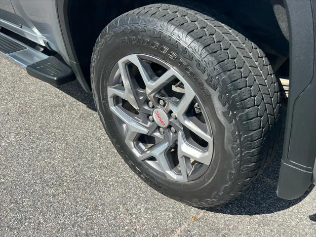 2023 GMC Sierra 1500 4WD Crew Cab Short Box SLT