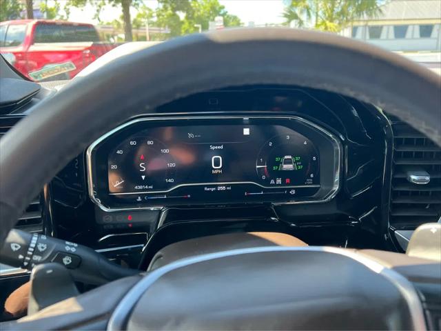 2023 GMC Sierra 1500 4WD Crew Cab Short Box SLT