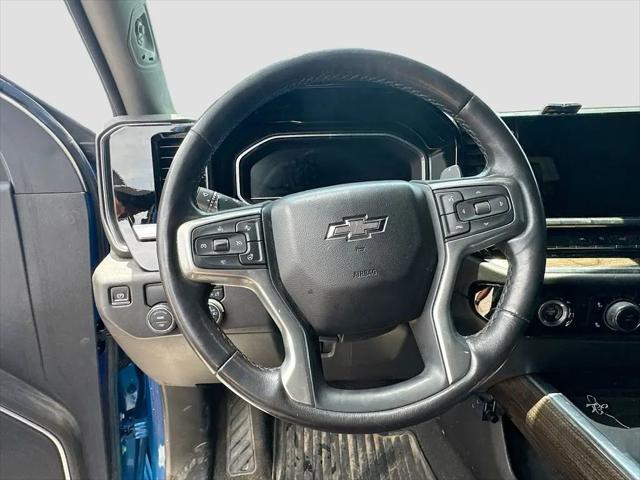 2022 Chevrolet Silverado 1500 2WD Crew Cab Short Bed RST