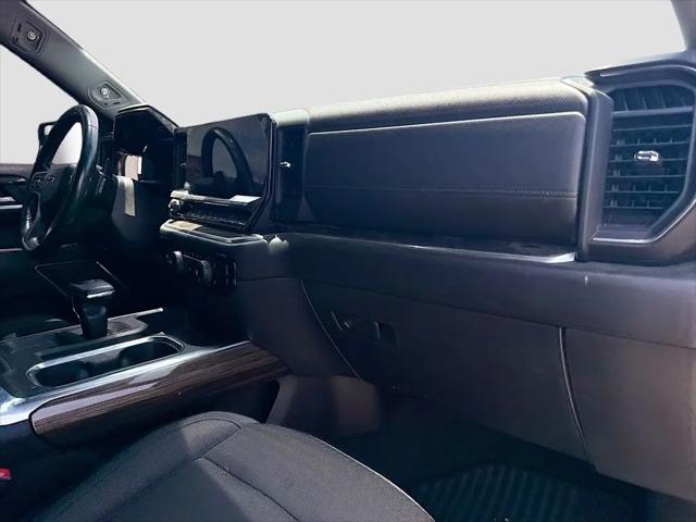2022 Chevrolet Silverado 1500 2WD Crew Cab Short Bed RST