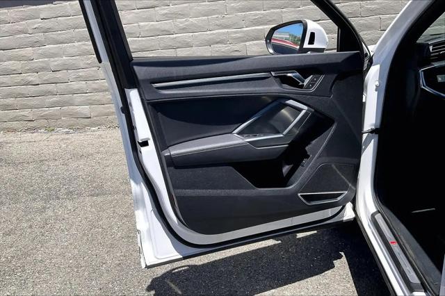 2020 Audi Q3 Prestige 45 TFSI S line quattro Tiptronic