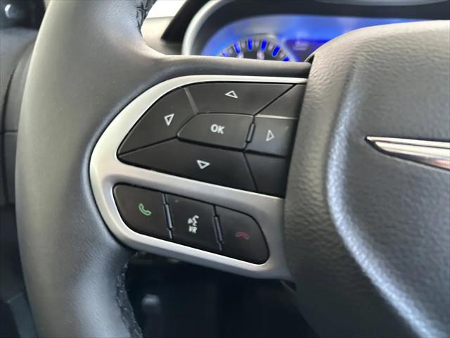 2022 Chrysler 300 Touring L