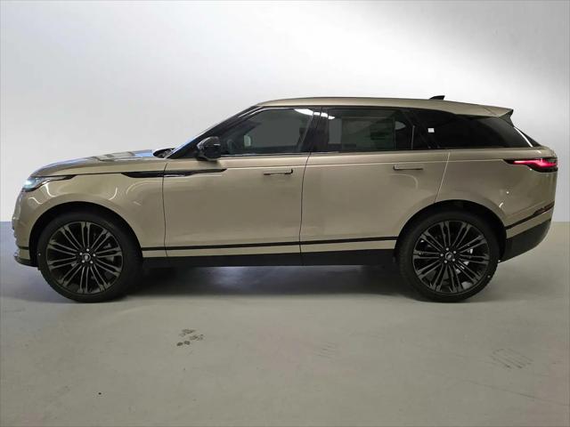 2026 Land Rover Range Rover Velar P250 Dynamic SE
