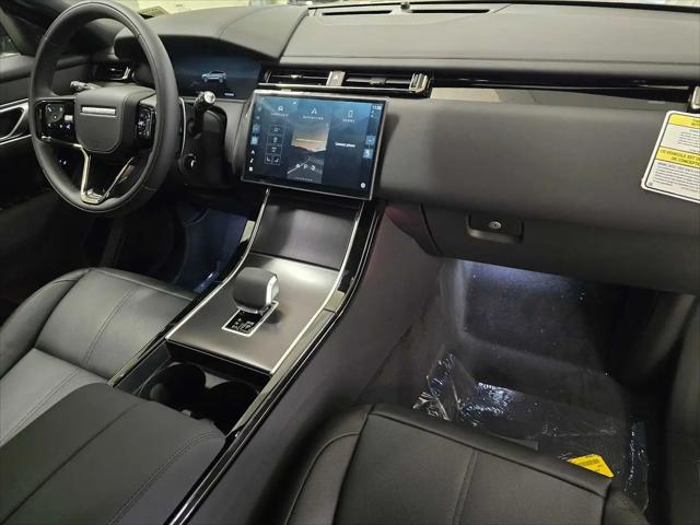 2026 Land Rover Range Rover Velar P250 Dynamic SE