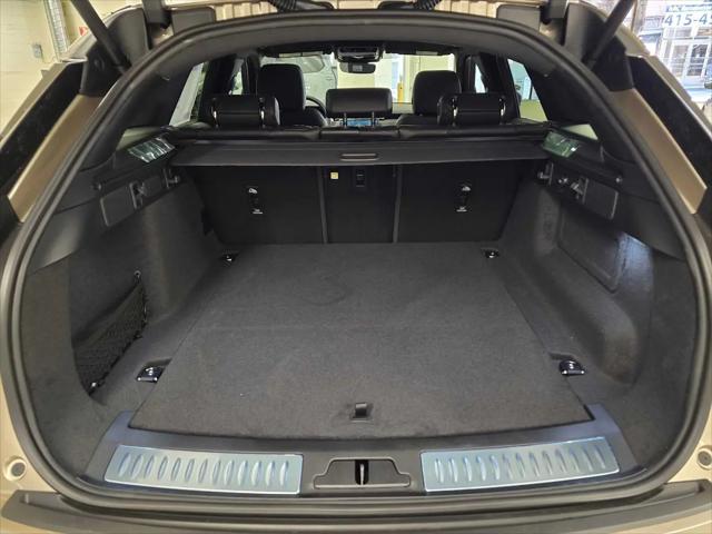 2026 Land Rover Range Rover Velar P250 Dynamic SE
