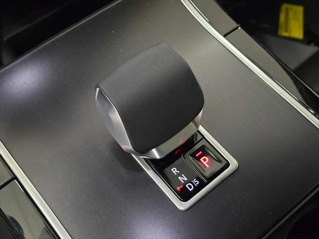 2026 Land Rover Range Rover Velar P250 Dynamic SE