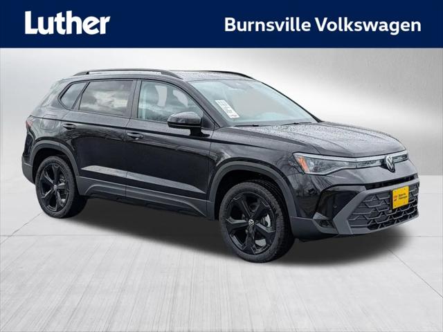 2026 Volkswagen Taos SE Black for sale in Burnsville, MN